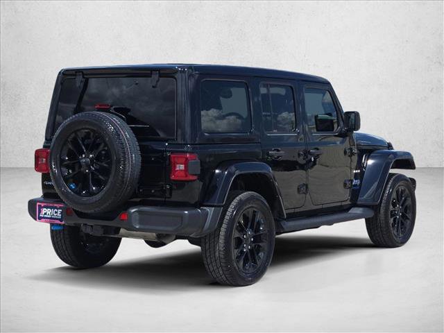 Used 2022 Jeep Wrangler Unlimited Sahara w/ Cold Weather Group AWD/4WD image 5