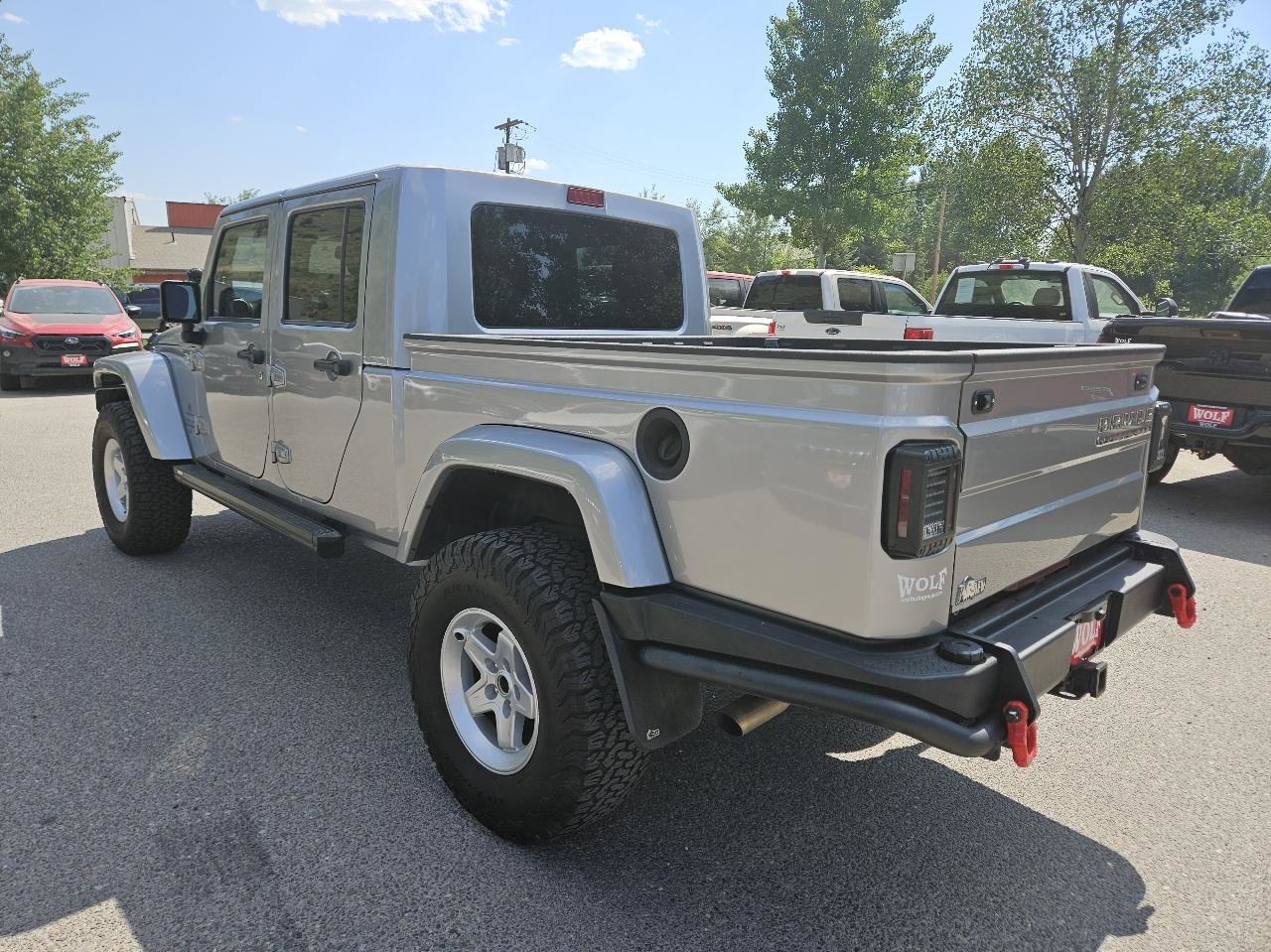 Used 2014 Jeep Wrangler Unlimited Rubicon w/ Connectivity Group AWD/4WD image 3