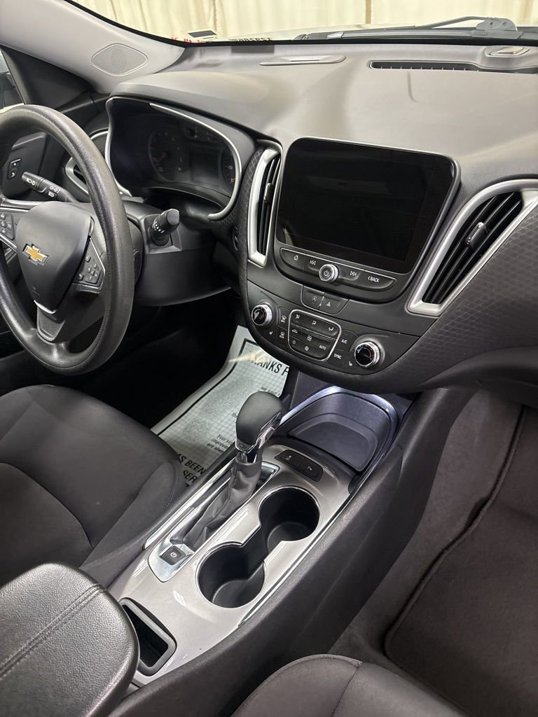 Used 2024 Chevrolet Malibu LT FWD image 24