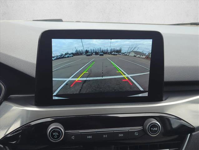 Certified 2022 Ford Escape Titanium image 12