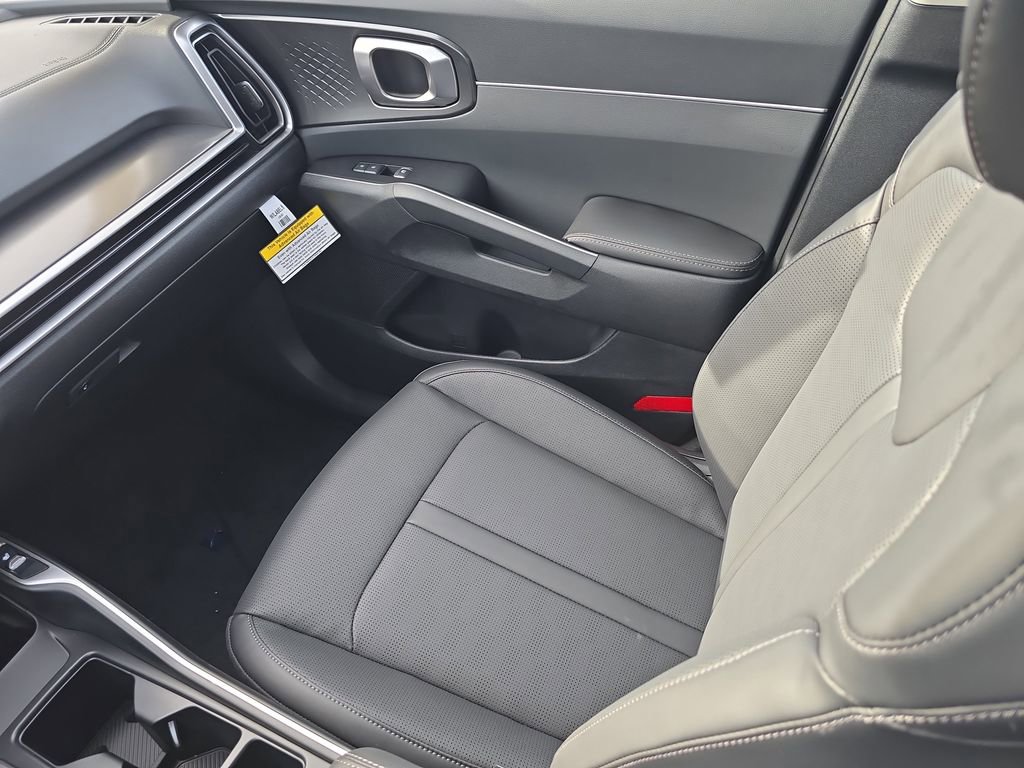 New 2026 Kia Sorento S w/ S Panoramic Sunroof Package image 17