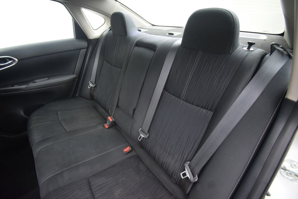 Used 2018 Nissan Sentra SV w/ Premium Package (P01) FWD image 19