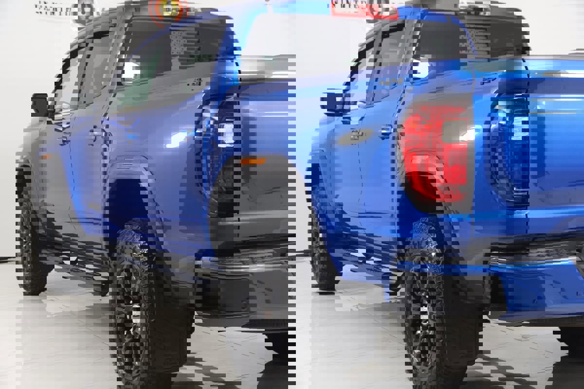 Used 2023 GMC Canyon Elevation w/ Convenience Package image 23