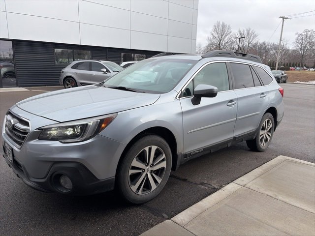 Used 2018 Subaru Outback 2.5i Limited image 5