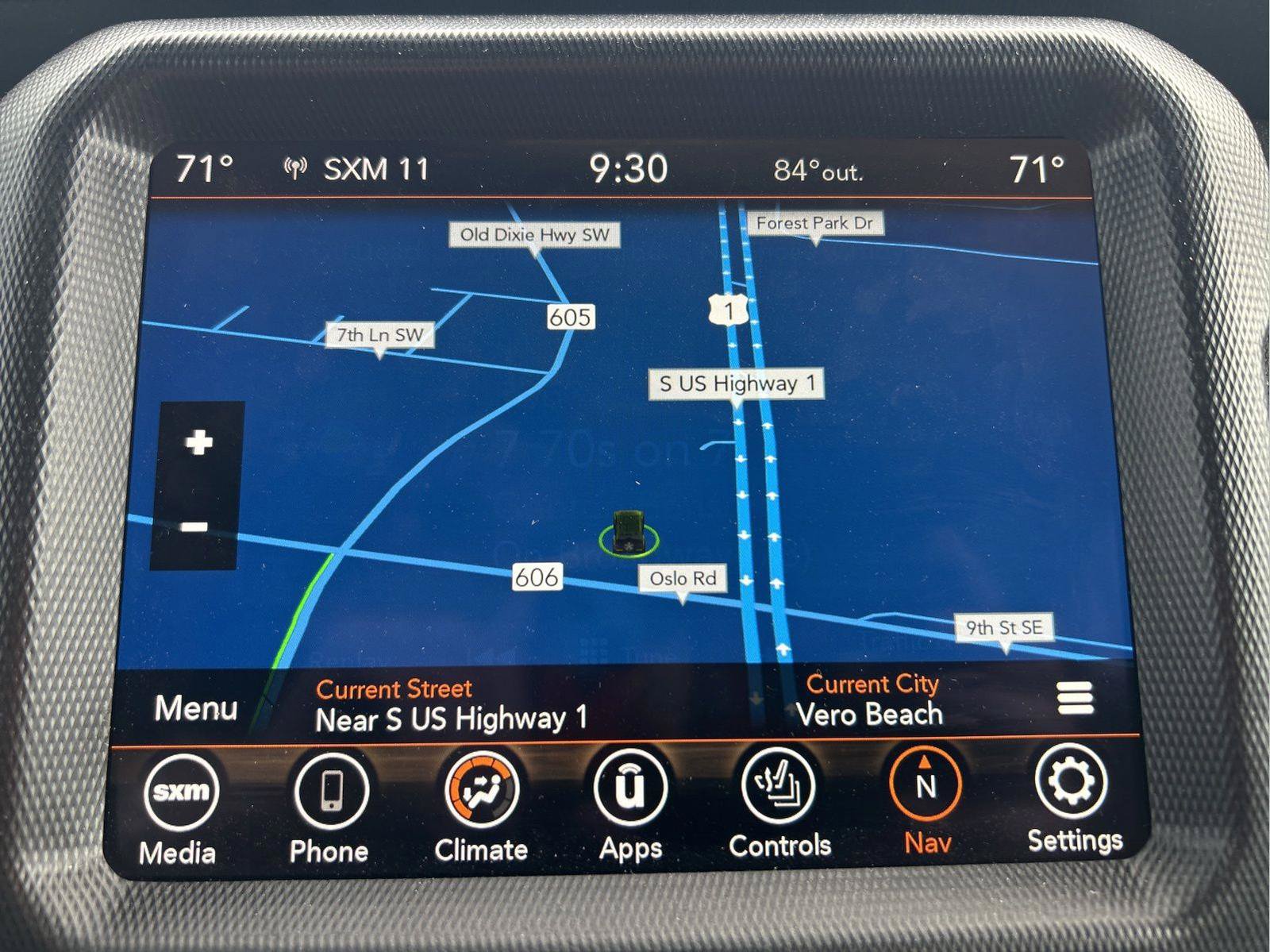 Certified 2023 Jeep Wrangler Unlimited Sahara w/ Cold Weather Group AWD/4WD image 17