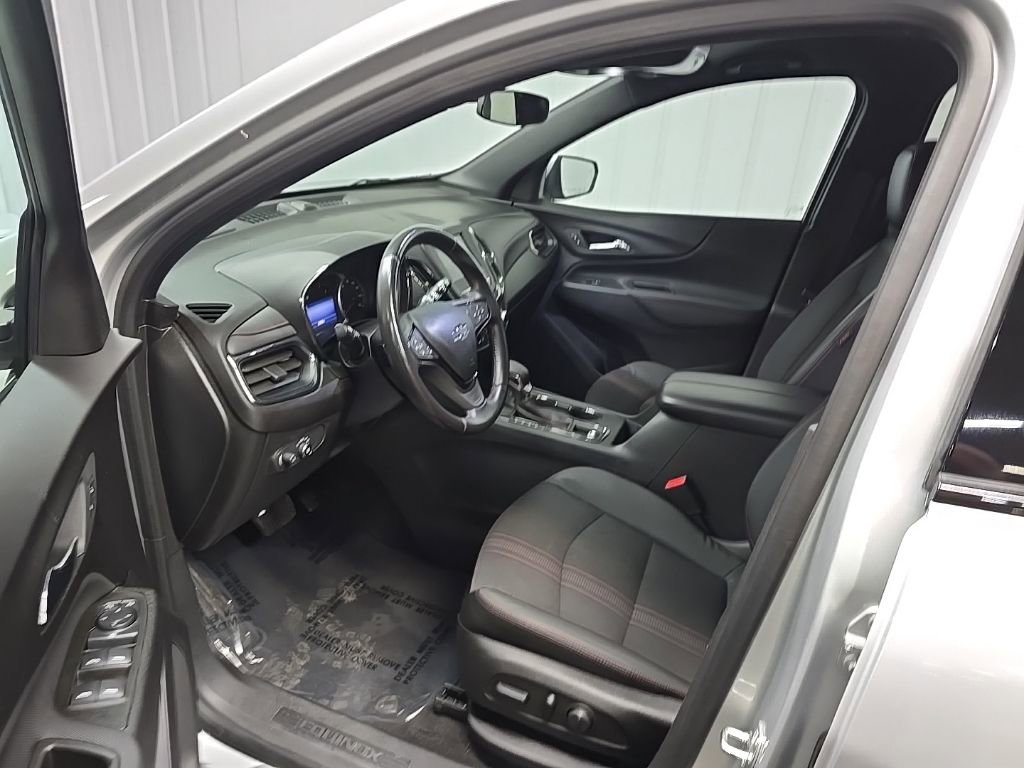 Used 2022 Chevrolet Equinox RS AWD/4WD image 28