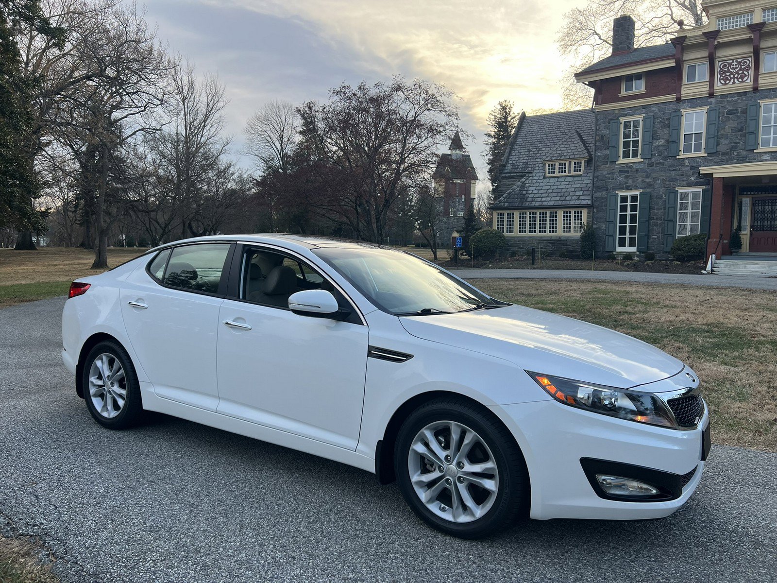 Used 2013 Kia Optima EX w/ Premium Pkg image 27