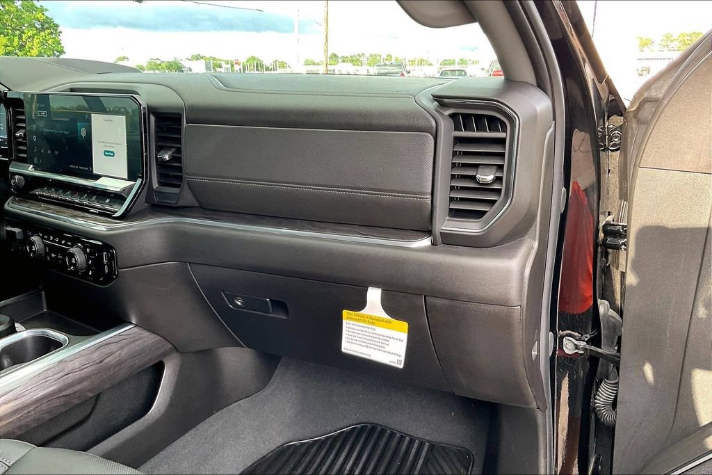 Used 2024 Chevrolet Silverado 1500 LTZ w/ LTZ Premium Texas Edition AWD/4WD image 23