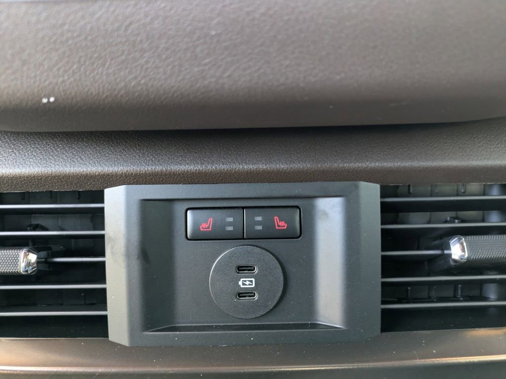 New 2025 Ford F150 King Ranch w/ FX4 Off-Road Package image 13