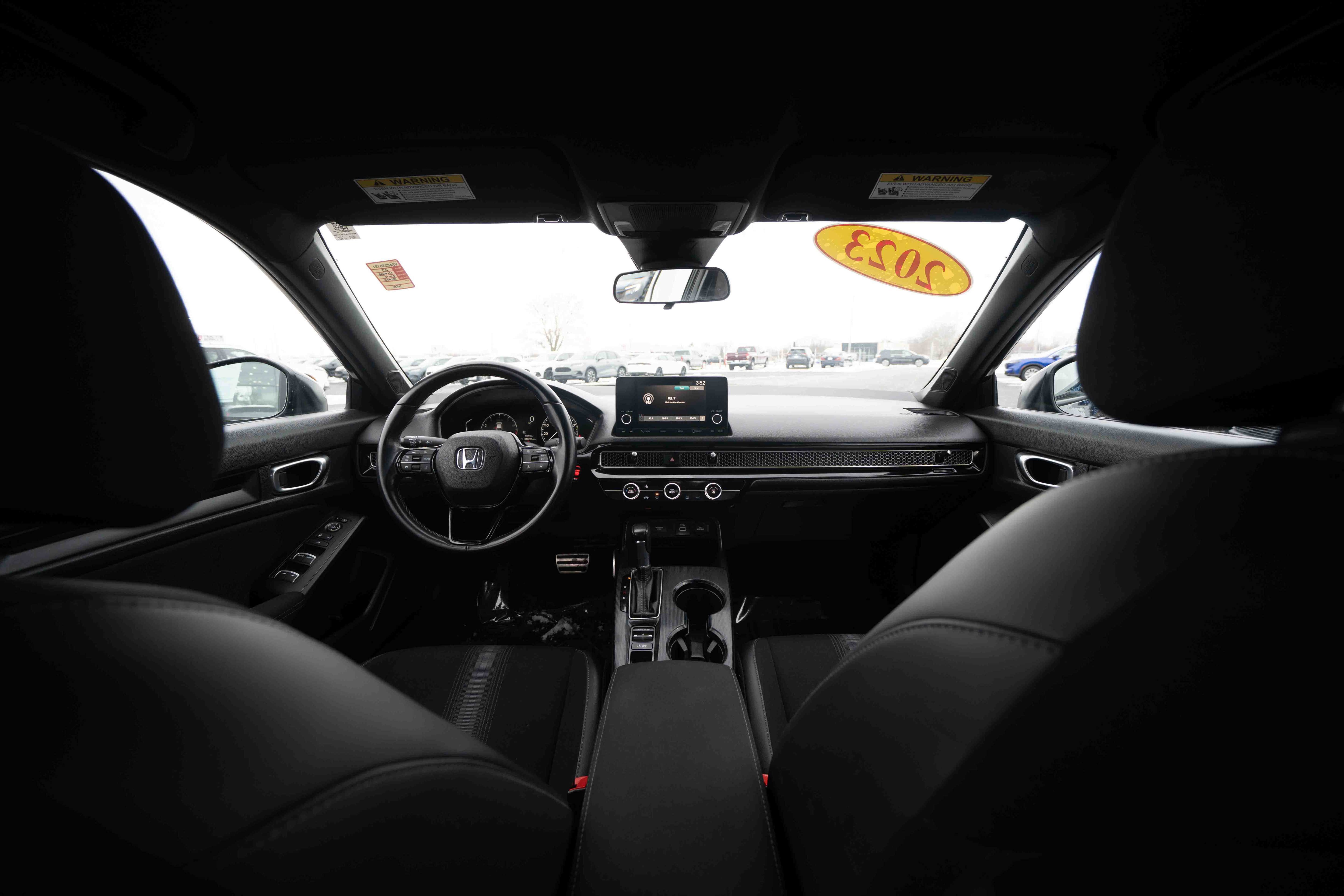 Used 2023 Honda Civic Sport image 19