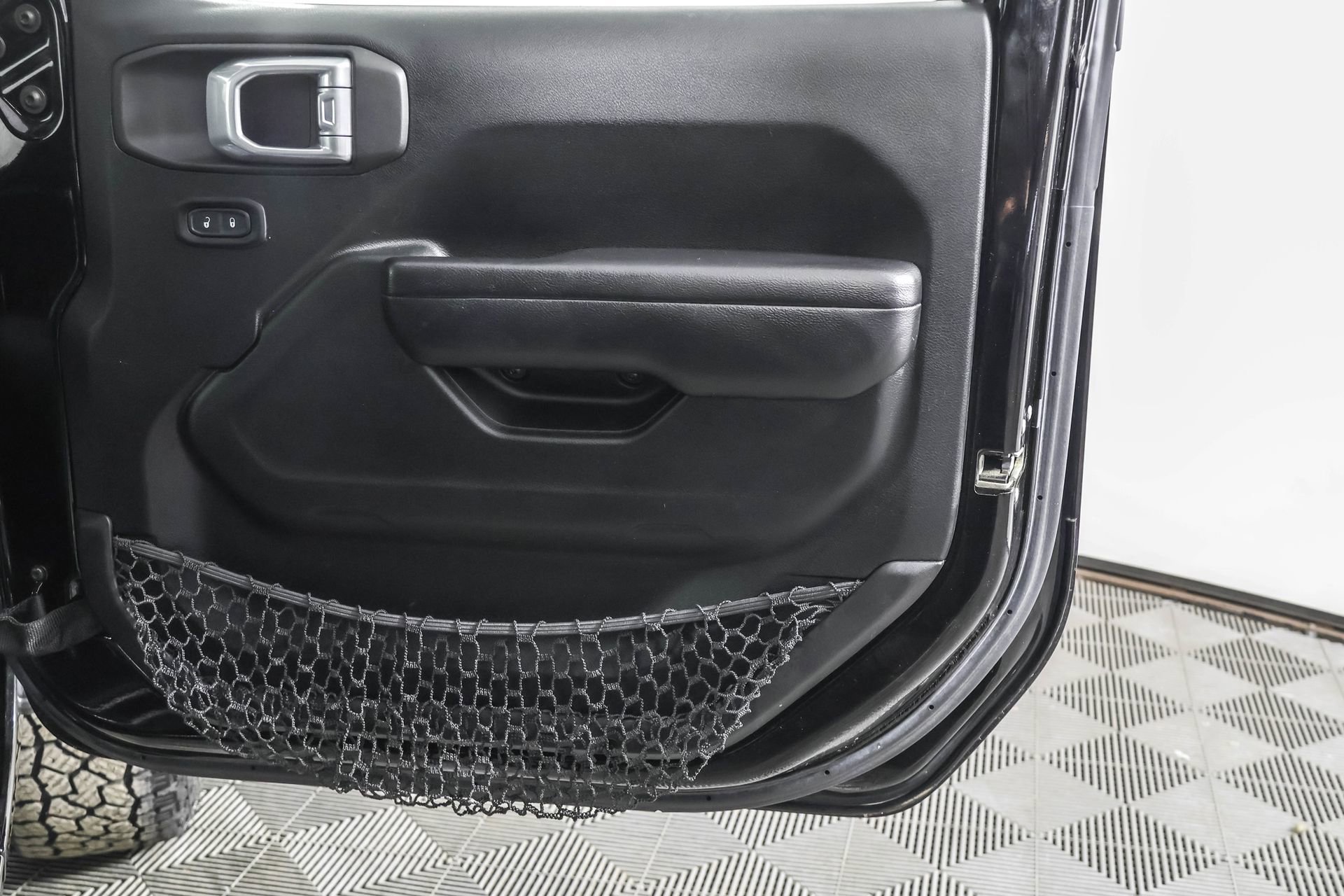 Used 2021 Jeep Wrangler Unlimited Sport image 49