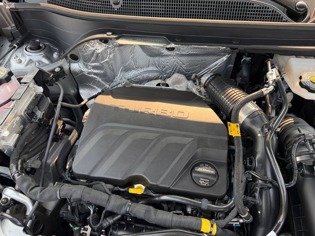 New 2026 Chevrolet Trax RS w/ Sunroof Package FWD image 30