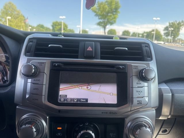 Used 2016 Toyota 4Runner SR5 image 11