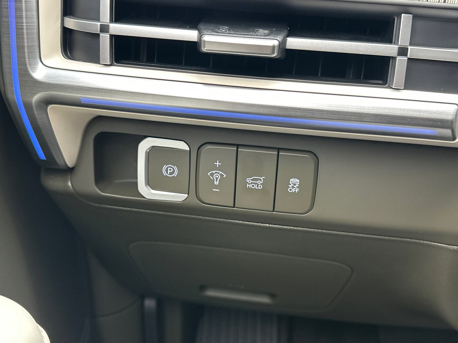 New 2025 Hyundai Santa Fe Calligraphy image 30