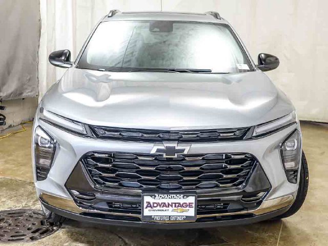 New 2026 Chevrolet Trax ACTIV w/ Sunroof Package FWD image 5
