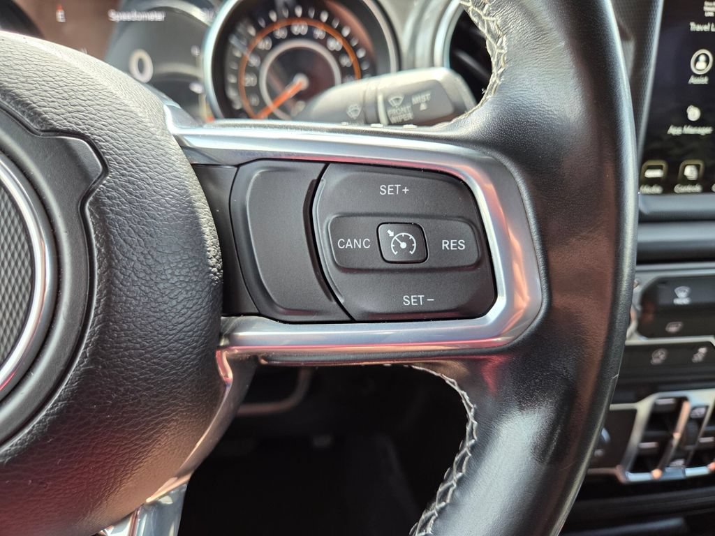 Certified 2022 Jeep Wrangler Unlimited Sahara AWD/4WD image 29