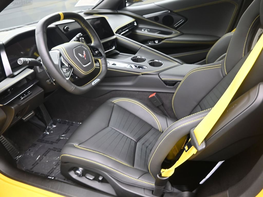 Used 2026 Chevrolet Corvette Z06 w/ Stealth Interior Trim Package image 11