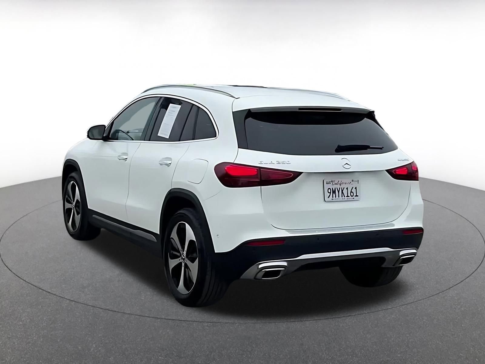 Used 2025 Mercedes-Benz GLA 250 4MATIC image 11