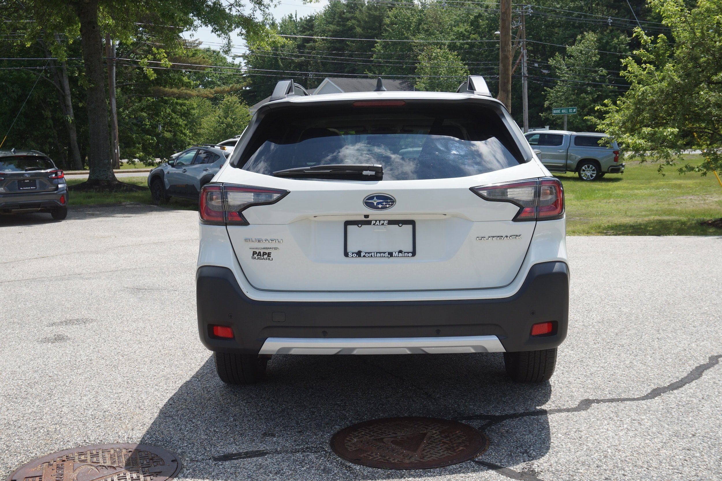 Used 2023 Subaru Outback Limited AWD/4WD image 6