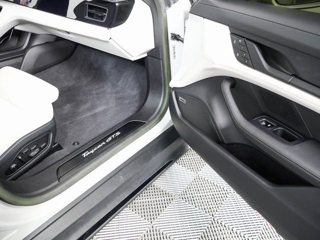 Certified 2023 Porsche Taycan GTS image 28