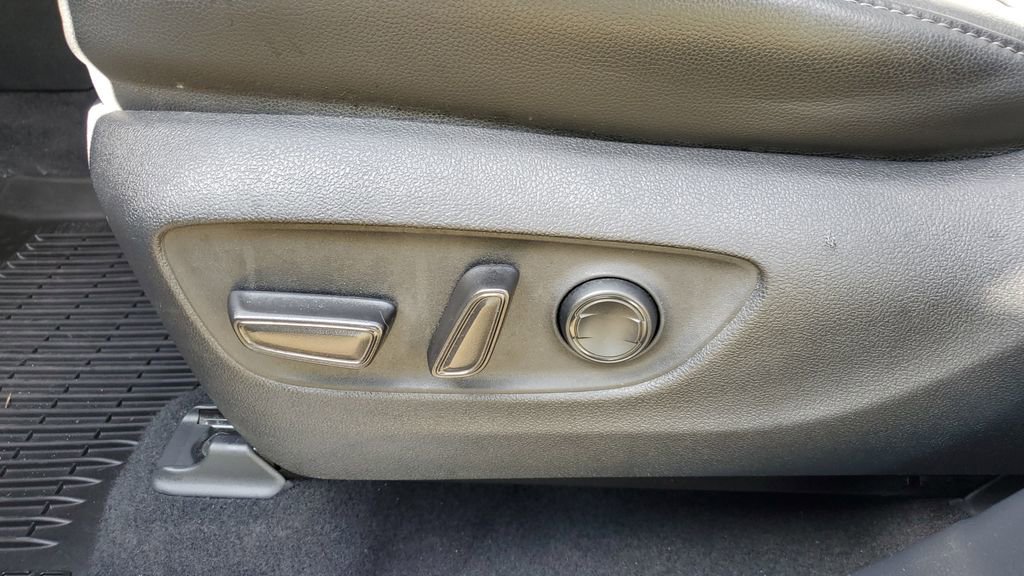 Certified 2026 Subaru Crosstrek 2.0i Premium AWD/4WD image 38