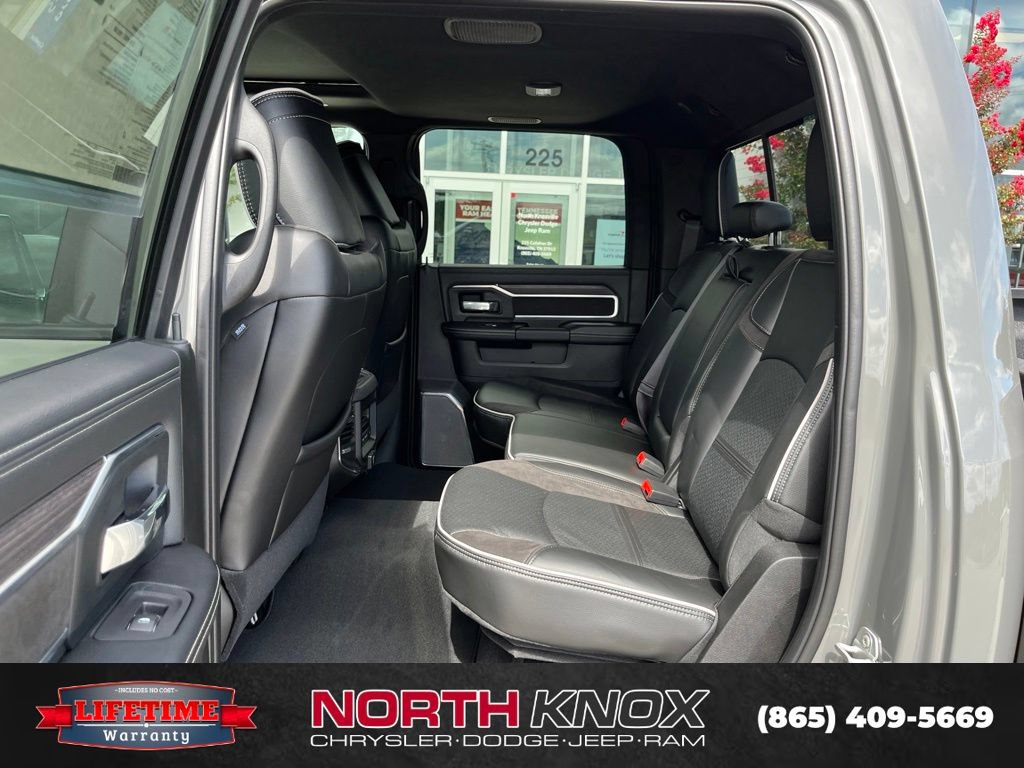 New 2026 RAM 2500 Laramie AWD/4WD image 15