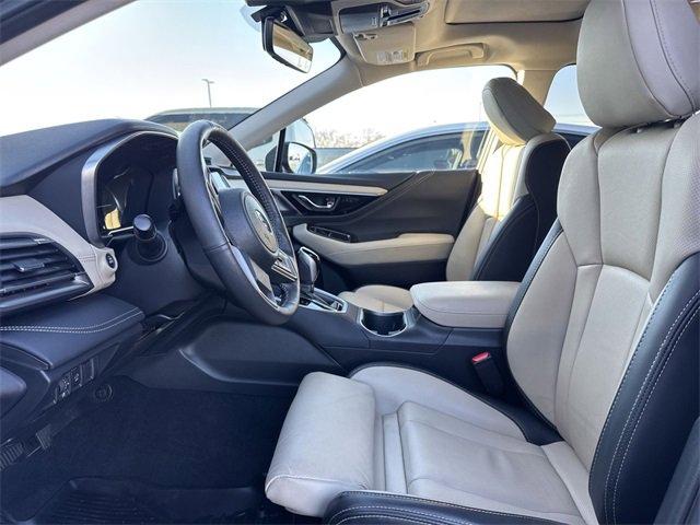 Used 2025 Subaru Outback Limited image 11