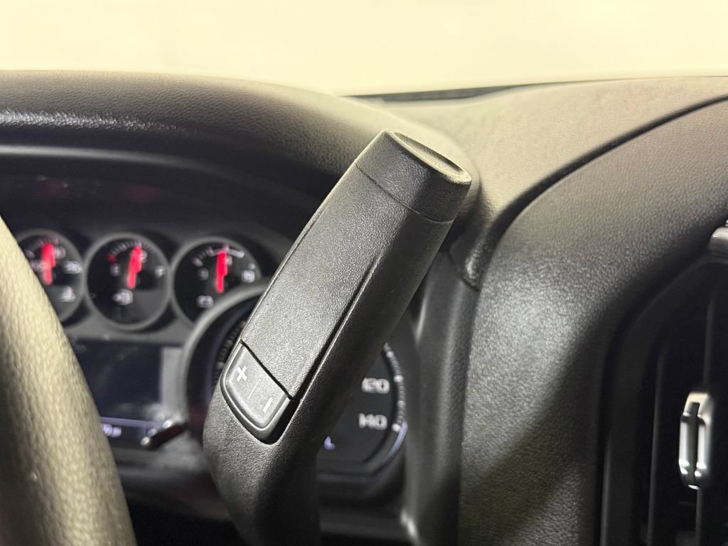 Used 2022 Chevrolet Silverado 1500 Custom AWD/4WD image 22