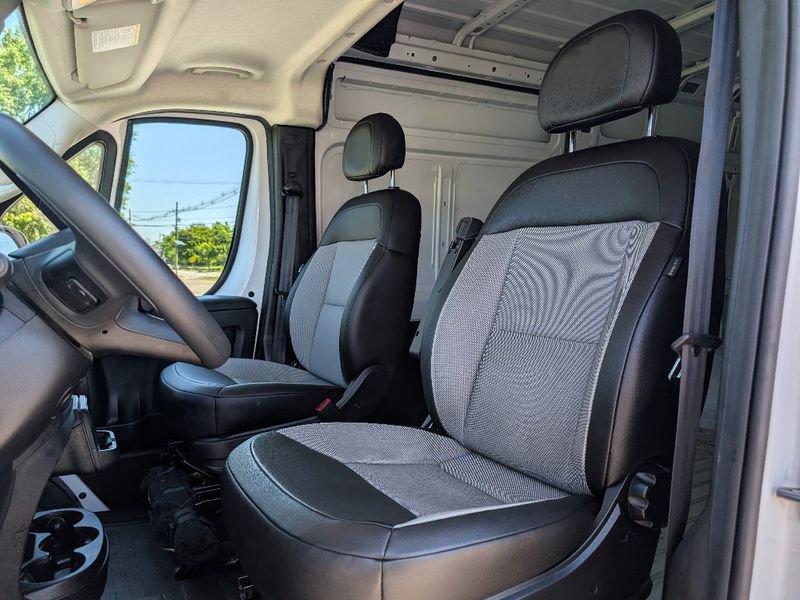 Used 2026 RAM ProMaster 2500 w/ Convenience Group FWD image 18