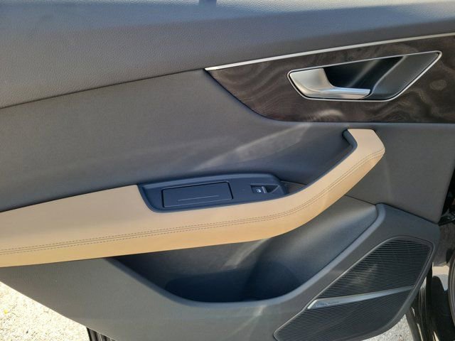 Certified 2025 Audi Q7 3.0T Premium Plus w/ Premium Plus Package image 12