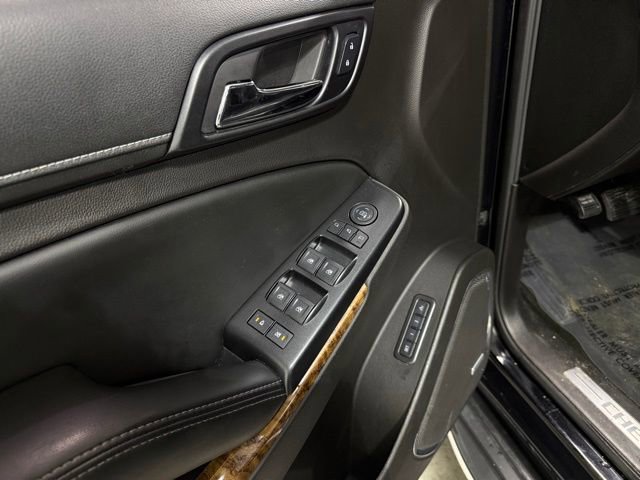 Used 2015 Chevrolet Suburban LTZ image 12