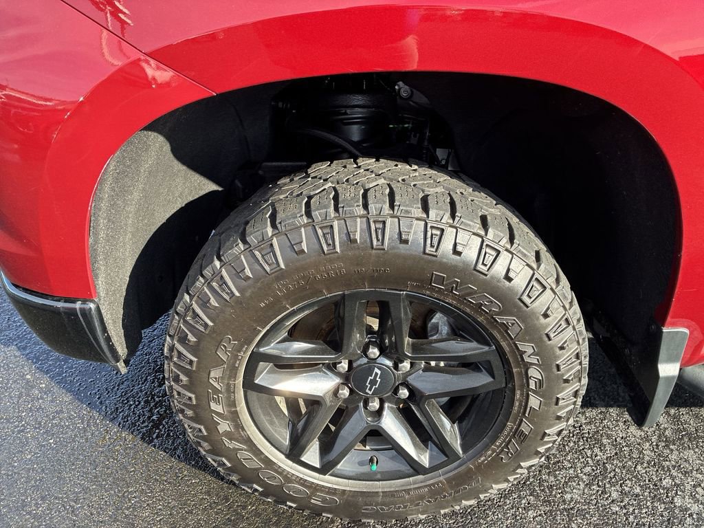 Used 2022 Chevrolet Silverado 1500 LT Trail Boss w/ Convenience Package II image 10
