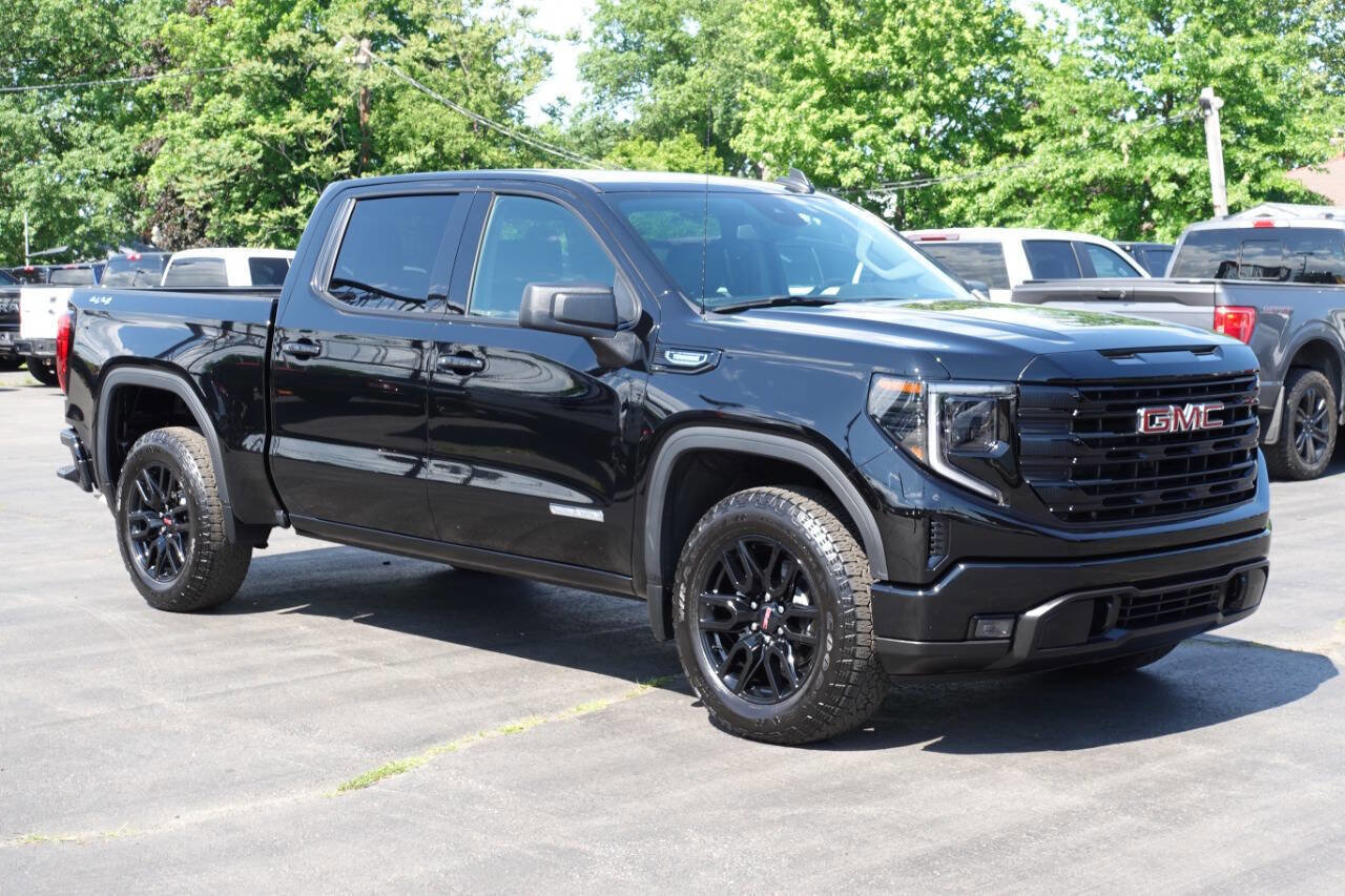 Used 2025 GMC Sierra 1500 Elevation AWD/4WD image 6