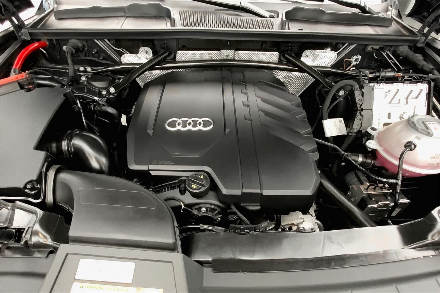 Used 2023 Audi Q5 2.0T Premium Plus w/ Premium Plus Package AWD/4WD image 30