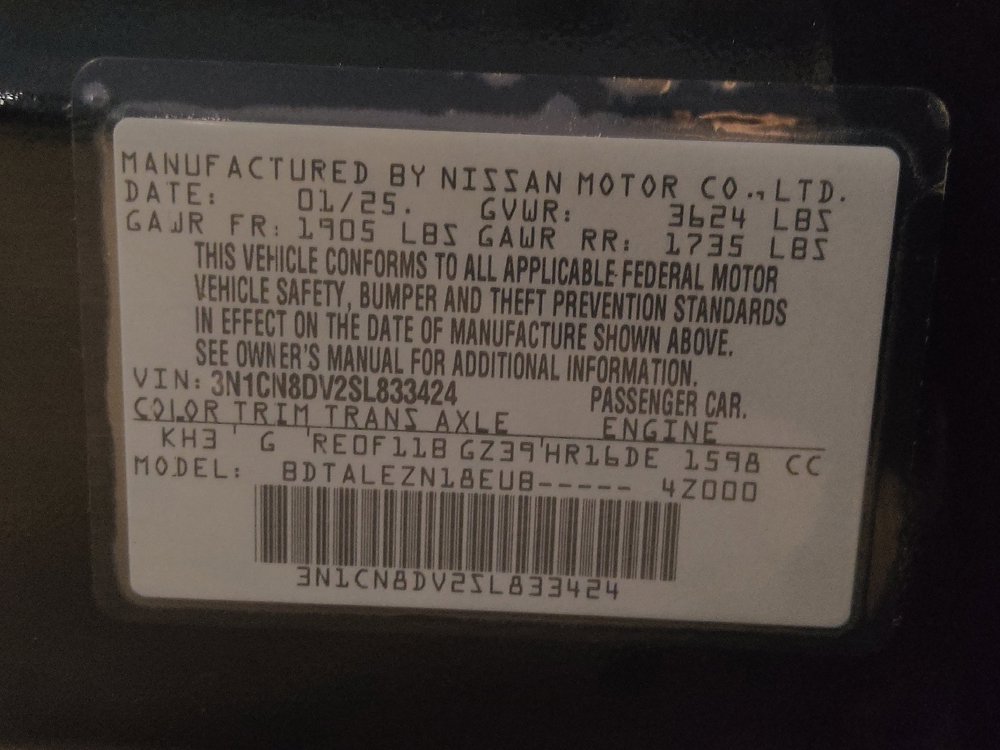 Used 2025 Nissan Versa S FWD image 33