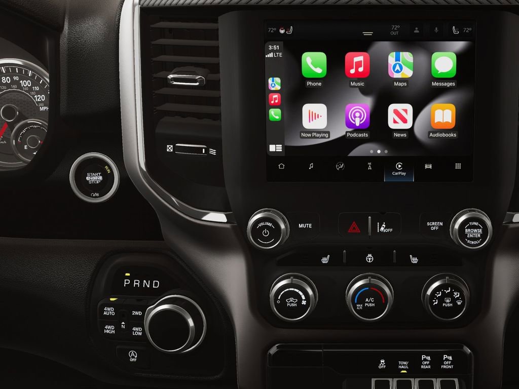 New 2026 RAM 1500 4x4 Crew Cab image 23
