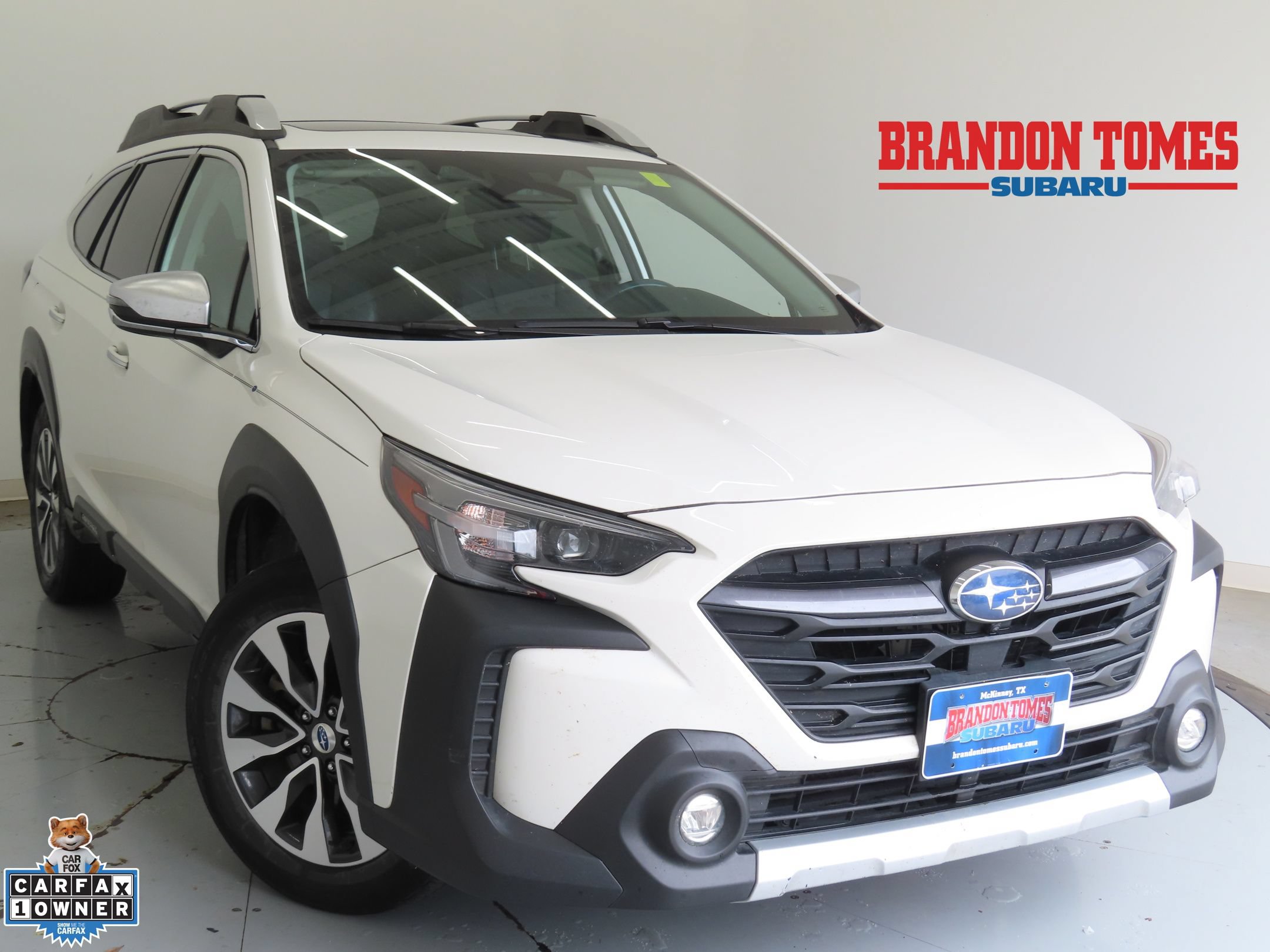 Used 2023 Subaru Outback Touring w/ Tech Package 2 AWD/4WD image 1