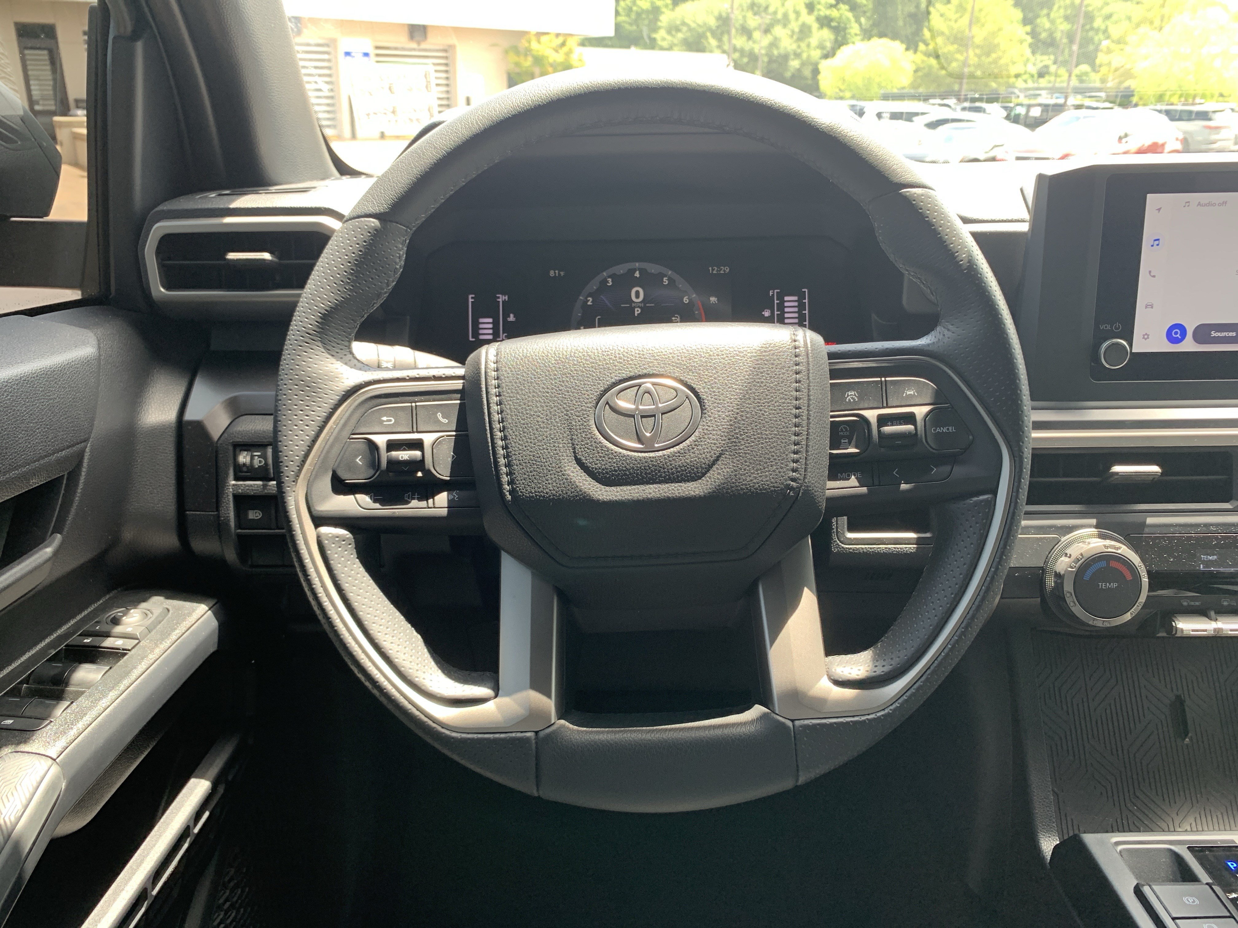 Used 2026 Toyota 4Runner SR5 AWD/4WD image 18