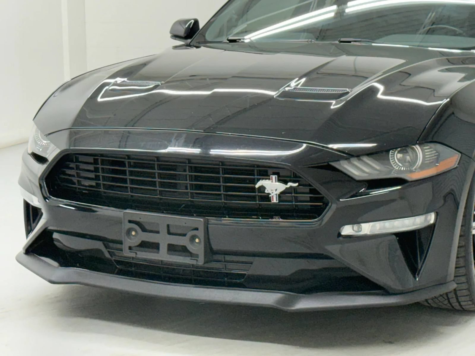 Used 2019 Ford Mustang GT Premium w/ California Special Package RWD image 33