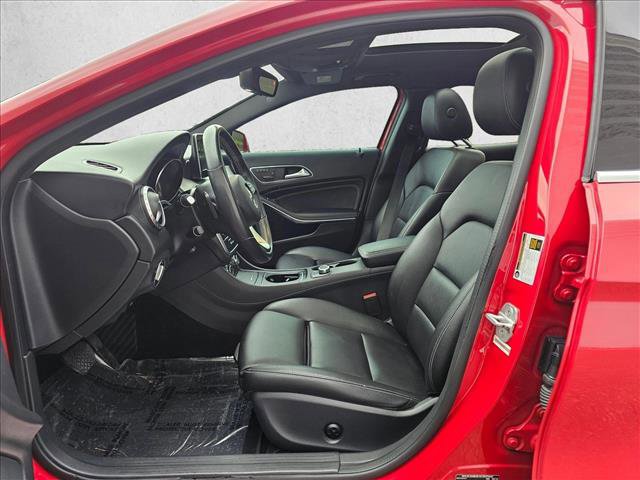 Used 2016 Mercedes-Benz GLA 250 image 19