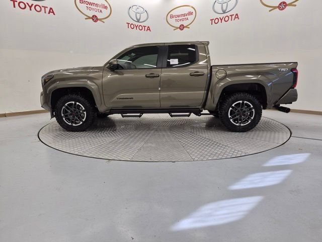 Used 2026 Toyota Tacoma TRD Sport AWD/4WD image 5