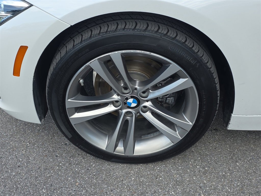 Used 2017 BMW 330i Sedan image 11