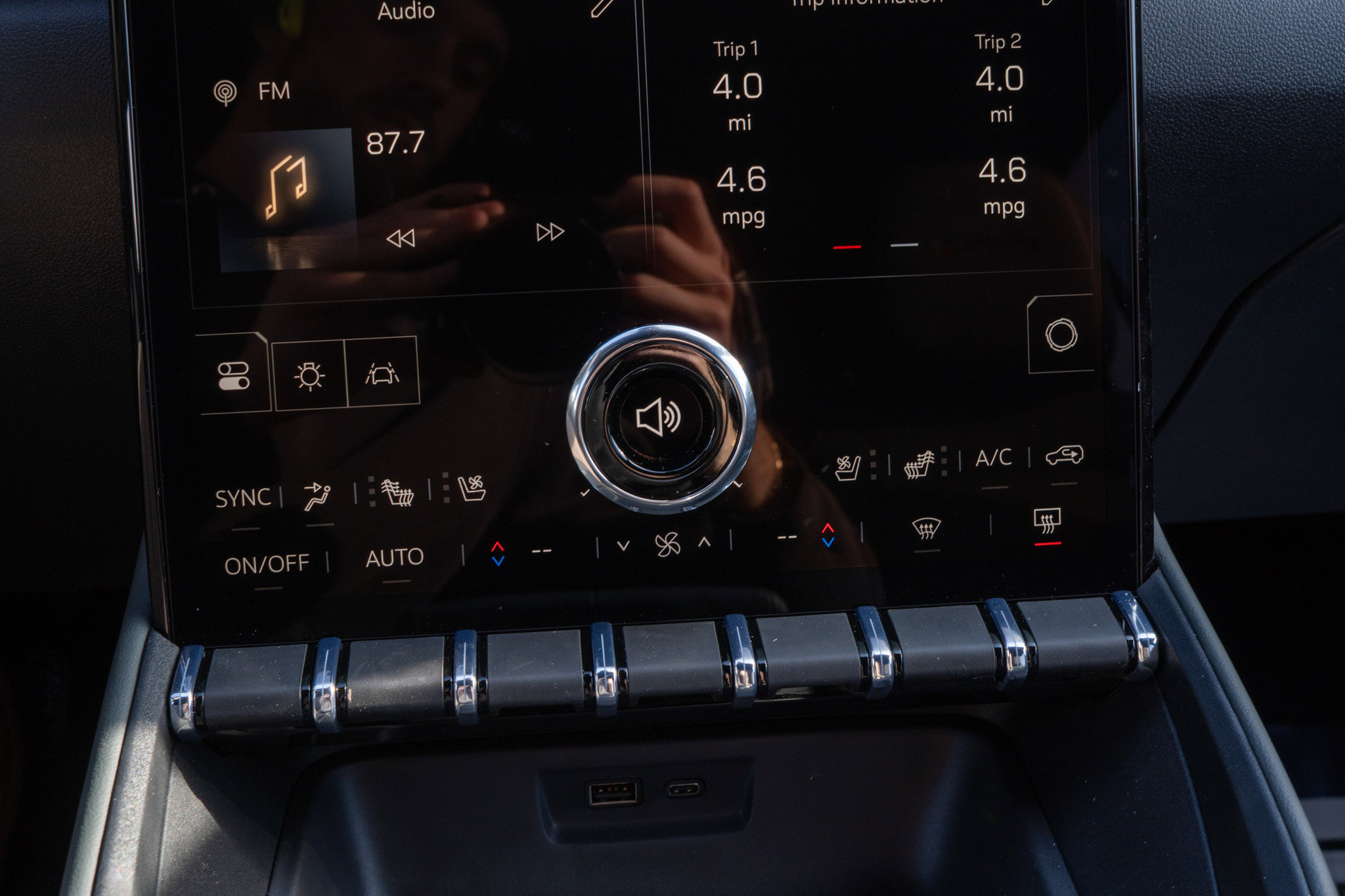 New 2026 GMC Terrain AT4 w/ Convenience Package III AWD/4WD image 14