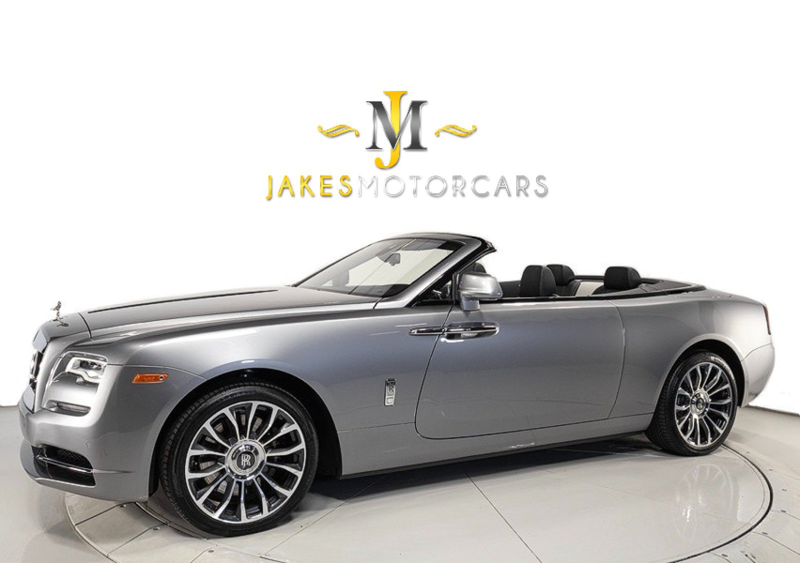 Used 2019 Rolls-Royce Dawn RWD image 1