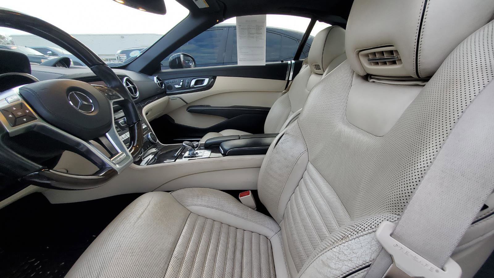 Used 2013 Mercedes-Benz SL 550 image 4