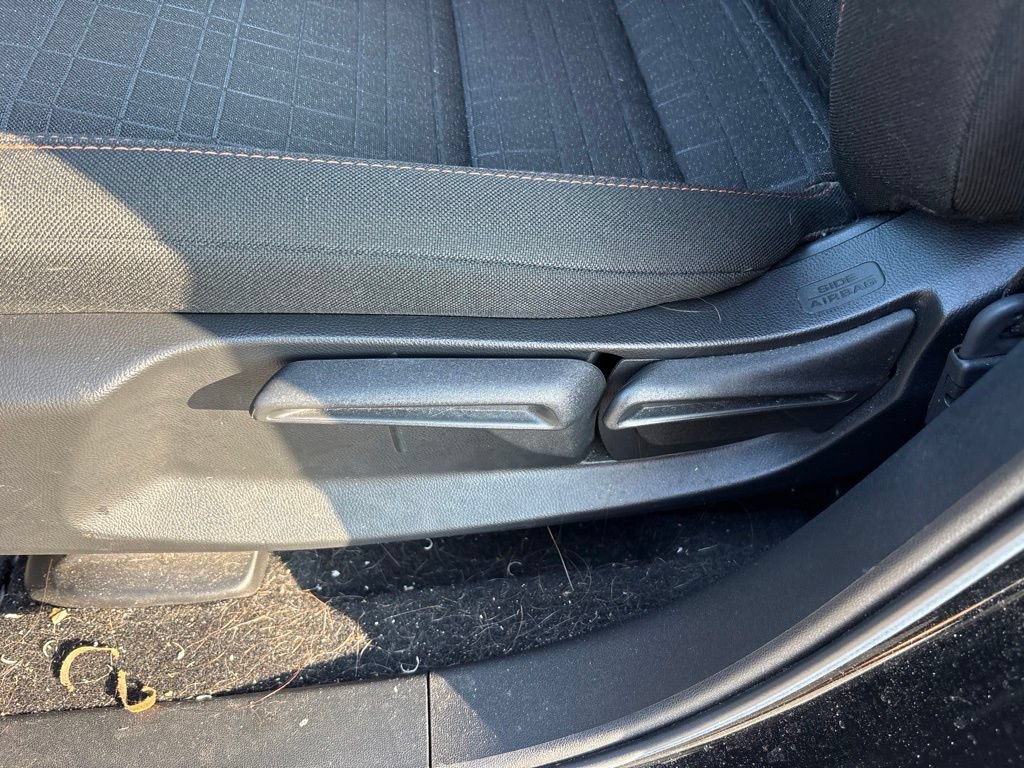 Used 2025 Honda HR-V Sport image 18