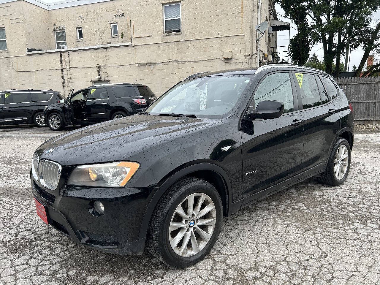 Used 2013 BMW X3 xDrive28i AWD/4WD image 2