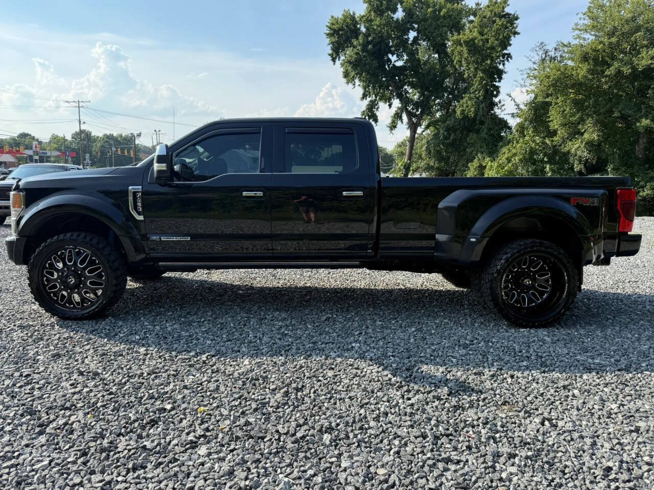 Used 2021 Ford F450 Platinum w/ FX4 Off-Road Package AWD/4WD image 4