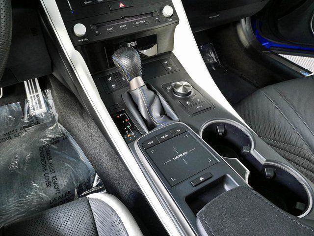 Used 2022 Lexus RC F w/ Premium Package RWD image 18