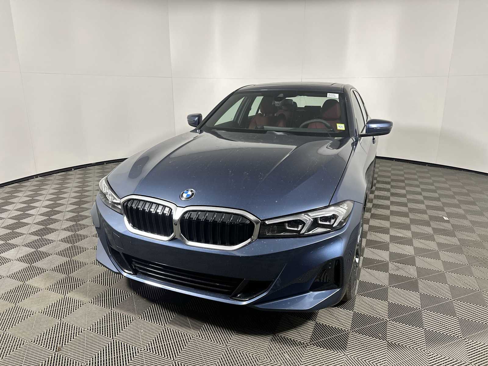 New 2026 BMW 330i xDrive Sedan w/ Premium Package image 7